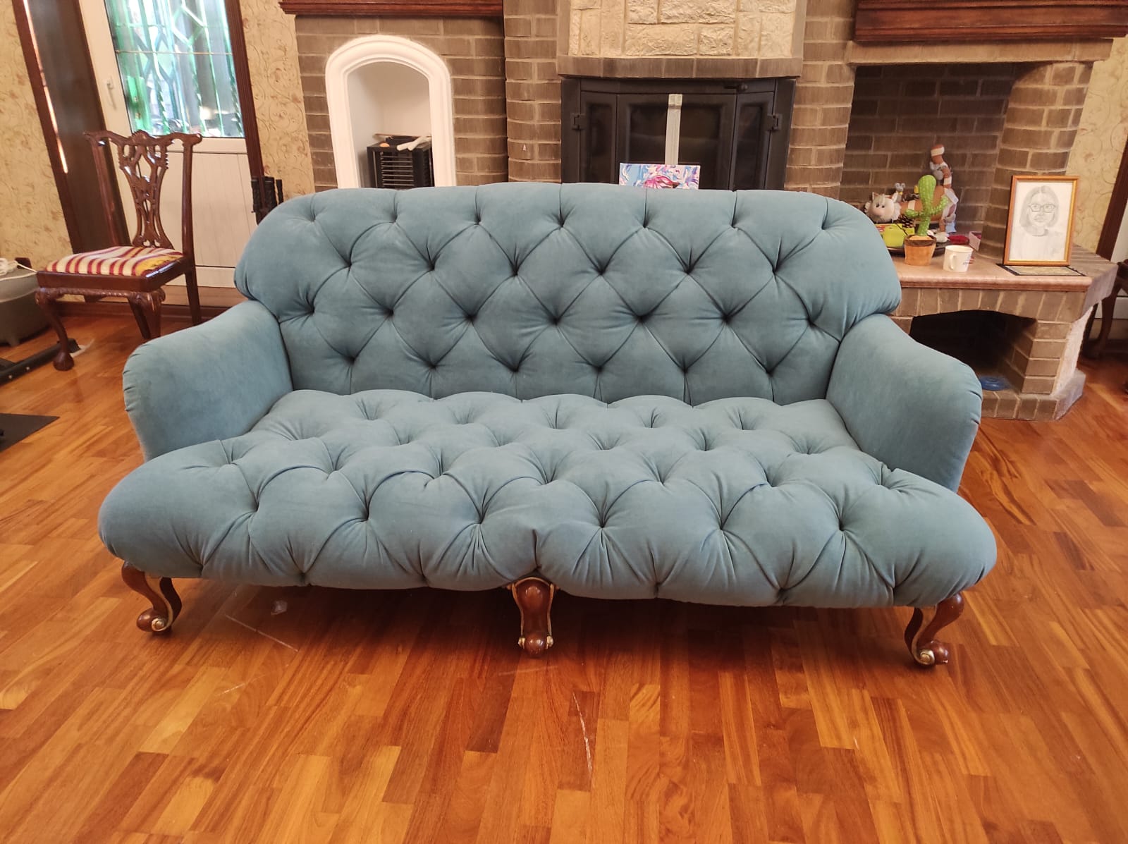 Обивка дивана. Лесопарковая